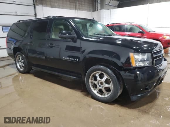 ✅ 2009 Chevrolet Suburban 1LT • VIN: 1GNFK26389R244805 • Lot: 75774414. Wystawiony na Copart z przebiegiem 197 238 mil. Bezpłatny archiwum sprzedaży aukcyjnych z USA i szczegółowy raport historii pojazdu na DreamBid. Zdjęcie 4.