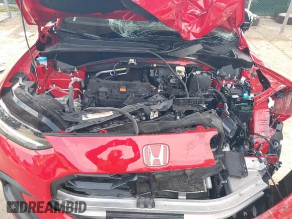 ✅ 2024 Honda HR-V Sport • VIN: 3CZRZ2H58RM728405 • Lot: 43279600. Listed on IAAI with 18,732 mi. Free auction sales archive from the USA and detailed vehicle history report at DreamBid. Image 10.