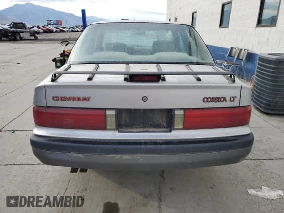 ✅ 1990 Chevrolet Corsica • VIN: 1G1LT54T5LY175073 • Лот: 71889604. Опубликован ранее на Copart с пробегом 111 578 миль. Бесплатный доступ к архиву аукционных продаж из США и подробный отчёт об истории автомобиля на DreamBid. Изображение 6.