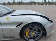 ✅ 2017 Ferrari California T • VIN: ZFF77XJA2H0226113 • Lot: 41445494. Listed on IAAI with 17,032 mi. Free auction sales archive from the USA and detailed vehicle history report at DreamBid. Image 19.