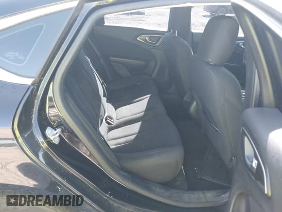 ✅ 2015 Chrysler 200 Limited • VIN: 1C3CCCAB0FN608221 • Lot: 42547613. Listed on IAAI with 171,167 mi. Free auction sales archive from the USA and detailed vehicle history report at DreamBid. Image 8.