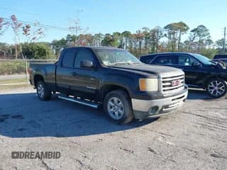 ✅ 2013 GMC Sierra 1500 • VIN: 1GTR1WE04DZ305597 • Лот: 43610833. Опубликован ранее на IAAI с пробегом 225 625 миль. Бесплатный доступ к архиву аукционных продаж из США и подробный отчёт об истории автомобиля на DreamBid. Изображение 1.