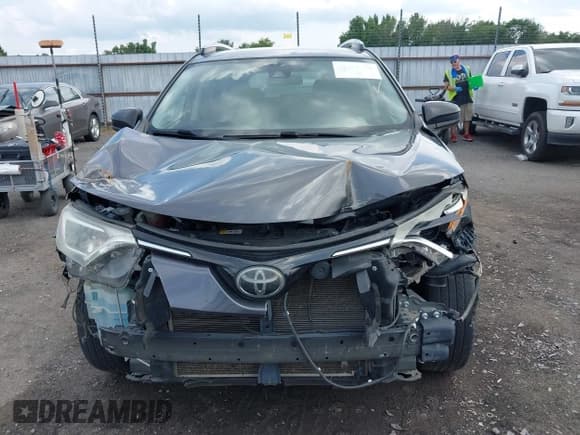 ✅ 2017 Toyota RAV4 LE • VIN: JTMZFREV3HJ122727 • Lot: 42492530. Listed on IAAI with 120,529 mi. Free auction sales archive from the USA and detailed vehicle history report at DreamBid. Image 12.