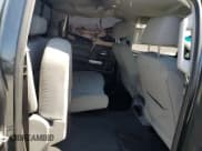 ✅ 2018 Chevrolet Silverado 1500 LT • VIN: 3GCPCREC6JG575679 • Лот: 71061974. Опубликован ранее на Copart с пробегом 127 003 миль. Бесплатный доступ к архиву аукционных продаж из США и подробный отчёт об истории автомобиля на DreamBid. Изображение 11.