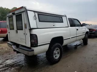 ✅ 1997 Dodge 1500 • VIN: 3B7HF13Z9VG757239 • Лот: 70515284. Опубликован ранее на Copart с пробегом 207 796 миль. Бесплатный доступ к архиву аукционных продаж из США и подробный отчёт об истории автомобиля на DreamBid. Изображение 3.