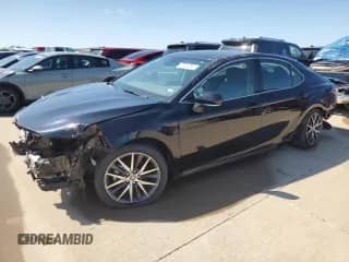 2024 Toyota Camry XLE with VIN 4T1F11AK3RU231392, listed as a Copart auction lot 48945425 with 21,130 mi miles and Clean title. Bid and sale history available at DreamBid. Image 1.