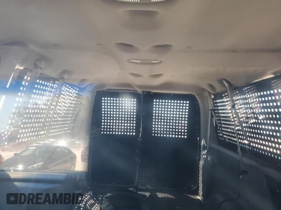 ✅ 2009 Ford Econoline Passenger XL • VIN: 1FBNE31L89DA00436 • Лот: 70349815. Опубликован ранее на Copart с пробегом 91 410 миль. Бесплатный доступ к архиву аукционных продаж из США и подробный отчёт об истории автомобиля на DreamBid. Изображение 10.