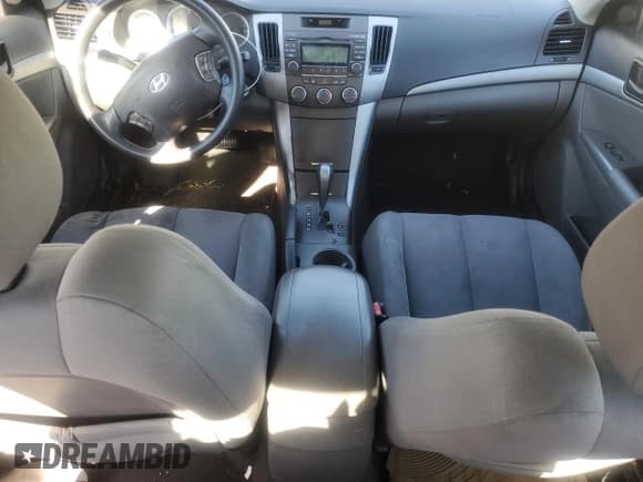 ✅ 2010 Hyundai Sonata GLS • VIN: 5NPET4AC3AH614624 • Лот: 43290315. Опубликован ранее на Copart с пробегом 176 347 миль. Бесплатный доступ к архиву аукционных продаж из США и подробный отчёт об истории автомобиля на DreamBid. Изображение 8.