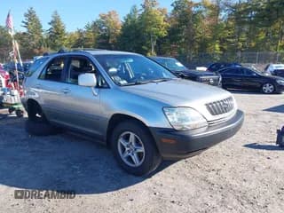 ✅ 2002 Lexus RX 300 • VIN: JTJHF10U320275355 • Lot: 43326502. Wystawiony na IAAI z przebiegiem 151 007 mil. Bezpłatny archiwum sprzedaży aukcyjnych z USA i szczegółowy raport historii pojazdu na DreamBid. Zdjęcie 1.