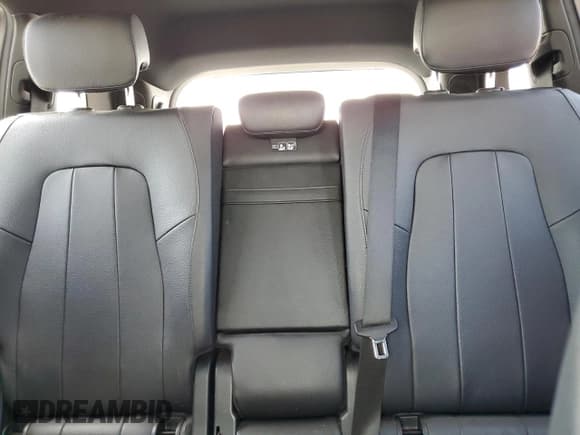 ✅ 2021 Mercedes-Benz GLB 250 • VIN: W1N4M4GB1MW088055 • Lot: 80113925. Listed on Copart with 60,657 mi. Free auction sales archive from the USA and detailed vehicle history report at DreamBid. Image 10.