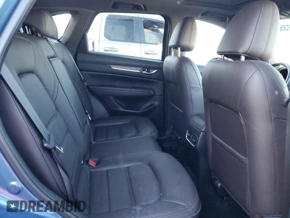 ✅ 2022 Mazda CX-5 Signature • VIN: JM3KFBXY4N0620279 • Лот: 86235685. Опубликован ранее на Copart с пробегом 24 690 миль. Бесплатный доступ к архиву аукционных продаж из США и подробный отчёт об истории автомобиля на DreamBid. Изображение 11.