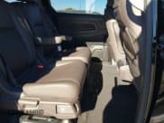 ✅ 2018 Honda Odyssey Touring • VIN: 5FNRL6H8XJB028614 • Lot: 43627180. Wystawiony na IAAI z przebiegiem 112 487 mil. Bezpłatny archiwum sprzedaży aukcyjnych z USA i szczegółowy raport historii pojazdu na DreamBid. Zdjęcie 8.