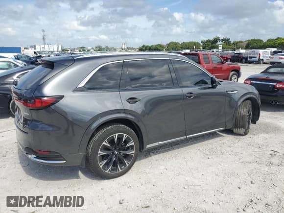 ✅ 2024 Mazda CX-90 S Premium Plus • VIN: JM3KKEHC9R1114687 • Lot: 65416005. Wystawiony na Copart z przebiegiem 40 693 mil. Bezpłatny archiwum sprzedaży aukcyjnych z USA i szczegółowy raport historii pojazdu na DreamBid. Zdjęcie 3.