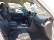 ✅ 2018 Nissan Armada SL • VIN: JN8AY2ND1JX002972 • Lot: 42498296. Wystawiony na IAAI z przebiegiem 141 587 mil. Bezpłatny archiwum sprzedaży aukcyjnych z USA i szczegółowy raport historii pojazdu na DreamBid. Zdjęcie 5.