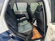 ✅ 2017 Land Rover Range Rover • VIN: SALGS2FE1HA356141 • Lot: 84159094. Wystawiony na Copart z przebiegiem 57 214 mil. Bezpłatny archiwum sprzedaży aukcyjnych z USA i szczegółowy raport historii pojazdu na DreamBid. Zdjęcie 11.