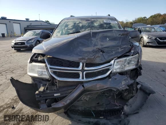 ✅ 2017 Dodge Journey SXT • VIN: 3C4PDDBG5HT592899 • Лот: 89541635. Опубликован ранее на Copart с пробегом 141 136 миль. Бесплатный доступ к архиву аукционных продаж из США и подробный отчёт об истории автомобиля на DreamBid. Изображение 5.