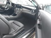 ✅ 2020 Mercedes-Benz C 300 • VIN: W1KWJ8DB7LF985843 • Lot: 41484590. Listed on IAAI with 22,561 mi. Free auction sales archive from the USA and detailed vehicle history report at DreamBid. Image 5.