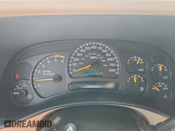 ✅ 2003 Chevrolet Silverado 2500HD LT • VIN: 1GCHK29GX3E175047 • Lot: 71285495. Wystawiony na Copart z przebiegiem 160 470 mil. Bezpłatny archiwum sprzedaży aukcyjnych z USA i szczegółowy raport historii pojazdu na DreamBid. Zdjęcie 9.