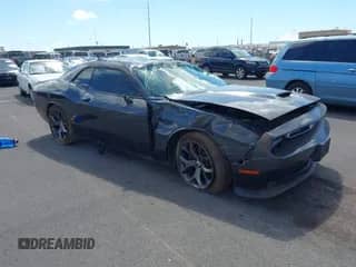 2019 Dodge Challenger R/T z VIN 2C3CDZBT6KH508862, wystawiony jako IAAI lot #43283630 z przebiegiem 39 778 mil mil oraz . Historia ofert i sprzedaży dostępna na DreamBid. Obrazek 1.