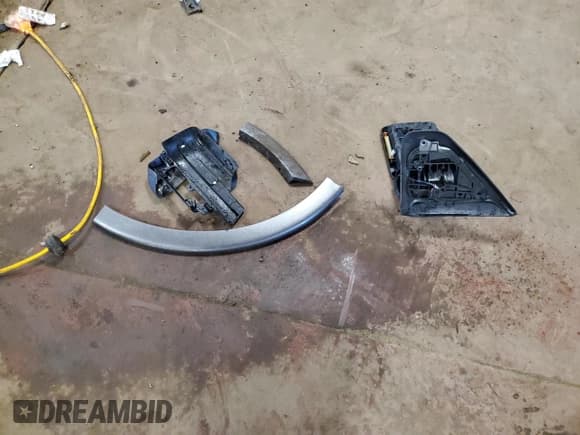 ✅ 2012 Ford F-150 XL • VIN: 1FTFX1CF0CFB05134 • Lot: 85389455. Listed on Copart with 287,841 mi. Free auction sales archive from the USA and detailed vehicle history report at DreamBid. Image 12.