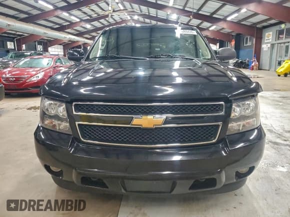 ✅ 2012 Chevrolet Suburban LT • VIN: 1GNSKJE79CR299185 • Lot: 95693435. Listed on Copart with 174,519 mi. Free auction sales archive from the USA and detailed vehicle history report at DreamBid. Image 5.