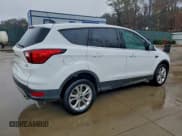 ✅ 2019 Ford Escape SE • VIN: 1FMCU9GD6KUC10902 • Лот: 93094675. Опубликован ранее на Copart с пробегом 149 831 миль. Бесплатный доступ к архиву аукционных продаж из США и подробный отчёт об истории автомобиля на DreamBid. Изображение 3.