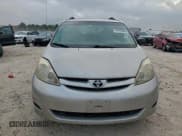 ✅ 2006 Toyota Sienna CE • VIN: 5TDZA23C06S572827 • Lot: 91137645. Listed on Copart with 163,984 mi. Free auction sales archive from the USA and detailed vehicle history report at DreamBid. Image 5.