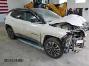 ✅ 2022 Jeep Compass Limited • VIN: 3C4NJDCB2NT114678 • Lot: 57389905. Wystawiony na Copart z przebiegiem 70 122 mil. Bezpłatny archiwum sprzedaży aukcyjnych z USA i szczegółowy raport historii pojazdu na DreamBid. Zdjęcie 4.
