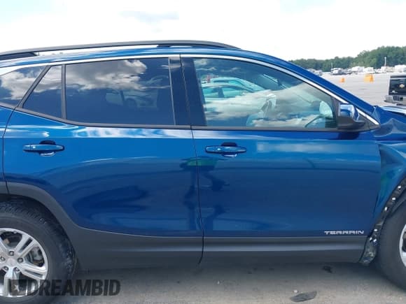 ✅ 2020 GMC Terrain SLE • VIN: 3GKALTEV0LL167245 • Lot: 42641055. Listed on IAAI with 55,595 mi. Free auction sales archive from the USA and detailed vehicle history report at DreamBid. Image 13.