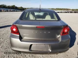 ✅ 2012 Dodge Avenger SE • VIN: 1C3CDZAB2CN167557 • Lot: 75896544. Wystawiony na Copart z przebiegiem 126 141 mil. Bezpłatny archiwum sprzedaży aukcyjnych z USA i szczegółowy raport historii pojazdu na DreamBid. Zdjęcie 6.