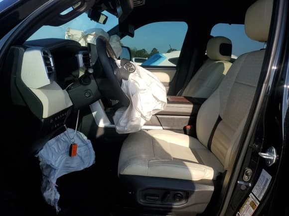 ✅ 2023 Toyota Tundra 1794 Edition • VIN: 5TFMC5DB3PX014090 • Lot: 55435975. Listed on Copart with 89,828 mi. Free auction sales archive from the USA and detailed vehicle history report at DreamBid. Image 7.