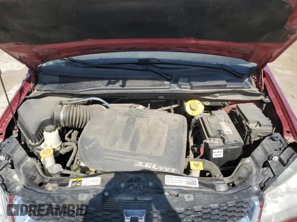 ✅ 2014 Dodge Grand Caravan SXT 30th Anniversary • VIN: 2C4RDGCG2ER190376 • Lot: 64690425. Wystawiony na Copart z przebiegiem 90 166 mil. Bezpłatny archiwum sprzedaży aukcyjnych z USA i szczegółowy raport historii pojazdu na DreamBid. Zdjęcie 12.