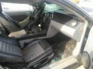 ✅ 2008 Ford Mustang GT Deluxe • VIN: 1ZVHT82H085159432 • Lot: 41028320. Listed on IAAI with 220,383 mi. Free auction sales archive from the USA and detailed vehicle history report at DreamBid. Image 5.