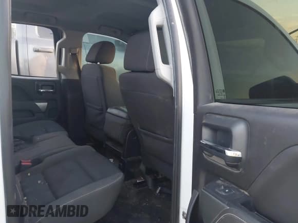 ✅ 2019 Chevrolet Silverado 1500 LT • VIN: 2GCRCPEC5K1113587 • Lot: 43794100. Wystawiony na IAAI z przebiegiem 116 779 mil. Bezpłatny archiwum sprzedaży aukcyjnych z USA i szczegółowy raport historii pojazdu na DreamBid. Zdjęcie 8.