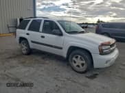 ✅ 2004 Chevrolet TrailBlazer LS • VIN: 1GNDT13S042335255 • Лот: 94756435. Опубликован ранее на Copart с пробегом 159 115 миль. Бесплатный доступ к архиву аукционных продаж из США и подробный отчёт об истории автомобиля на DreamBid. Изображение 4.