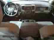 2019 Ram 1500 Express z VIN 1C6RR7FT8KS629785, wystawiony jako Copart lot #81581595 z przebiegiem 120 204 mil mil oraz Szkoda całkowita • Salvage title. Historia ofert i sprzedaży dostępna na DreamBid. Obrazek 8.