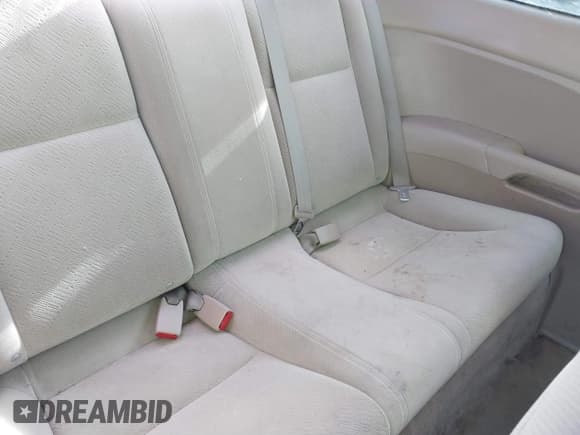 ✅ 2004 Honda Civic LX • VIN: 1HGEM21574L077406 • Lot: 41646915. Listed on IAAI with 217,350 mi. Free auction sales archive from the USA and detailed vehicle history report at DreamBid. Image 8.