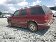 ✅ 1996 Chevrolet Blazer • VIN: 1GNDT13W1T2111686 • Lot: 64119395. Wystawiony na Copart z przebiegiem 138 596 mil. Bezpłatny archiwum sprzedaży aukcyjnych z USA i szczegółowy raport historii pojazdu na DreamBid. Zdjęcie 2.