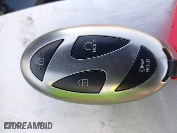 ✅ 2025 Hyundai Santa Fe SE • VIN: 5NMP14GL1SH107497 • Lot: 43288901. Wystawiony na IAAI z przebiegiem 9 985 mil. Bezpłatny archiwum sprzedaży aukcyjnych z USA i szczegółowy raport historii pojazdu na DreamBid. Zdjęcie 11.