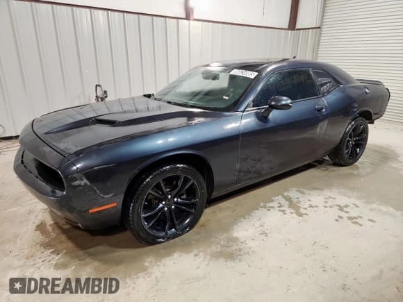 ✅ 2016 Dodge Challenger SXT Plus • VIN: 2C3CDZAG7GH325899 • Лот: 86634985. Опубликован ранее на Copart с пробегом 212 335 миль. Бесплатный доступ к архиву аукционных продаж из США и подробный отчёт об истории автомобиля на DreamBid. Изображение 1.