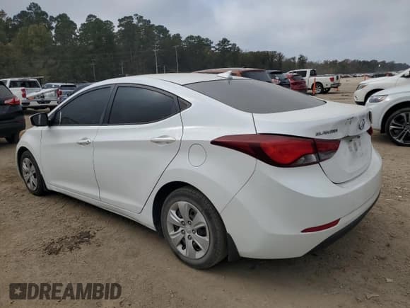 ✅ 2016 Hyundai Elantra SE • VIN: 5NPDH4AE1GH713563 • Lot: 91937245. Listed on Copart with 104,683 mi. Free auction sales archive from the USA and detailed vehicle history report at DreamBid. Image 2.