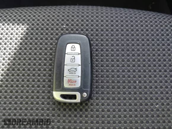 2011 Hyundai Sonata SE с VIN 5NPEC4AB7BH316070, выставлен на аукционе IAAI как лот 41871982 с пробегом 163 880 миль миль и . История ставок и продаж доступна на DreamBid. Изображение 11.