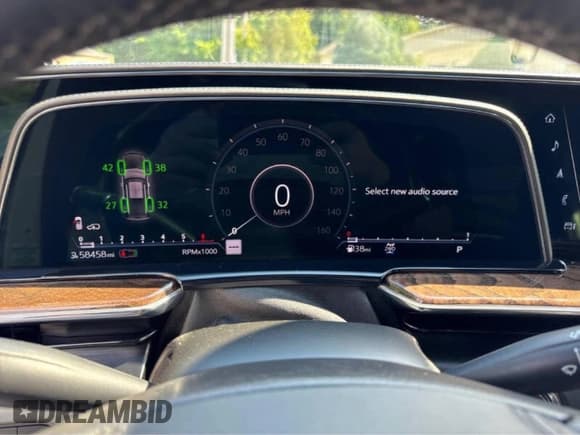 ✅ 2021 Cadillac Escalade Sport Platinum • VIN: 1GYS4GKL9MR205XXX • Lot: 72088955. Listed on Copart with 58,472 mi. Free auction sales archive from the USA and detailed vehicle history report at DreamBid. Image 8.