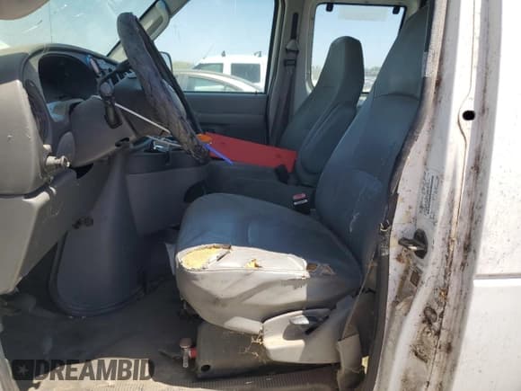 ✅ 2006 Ford Econoline Cargo • VIN: 1FTNE24W16DA32460 • Лот: 60887395. Опубликован ранее на Copart с пробегом 372 336 миль. Бесплатный доступ к архиву аукционных продаж из США и подробный отчёт об истории автомобиля на DreamBid. Изображение 7.