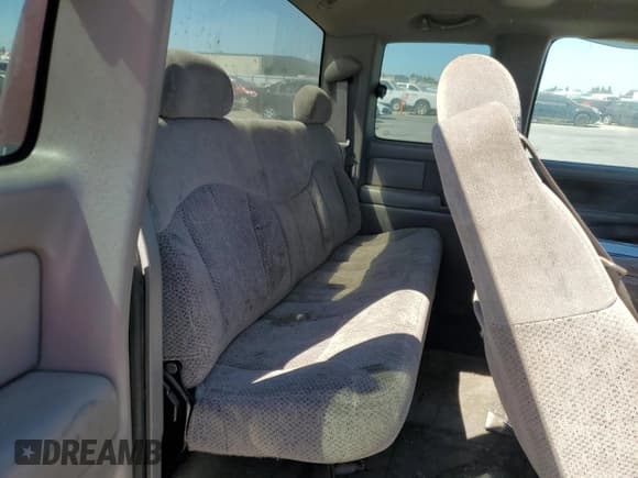 ✅ 1999 Chevrolet Silverado 1500 LS • VIN: 2GCEK19T9X1290773 • Лот: 66622364. Опубликован ранее на Copart с пробегом 186 810 миль. Бесплатный доступ к архиву аукционных продаж из США и подробный отчёт об истории автомобиля на DreamBid. Изображение 10.