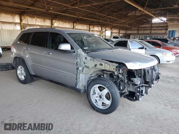 ✅ 2016 Jeep Grand Cherokee 75th Anniversary • VIN: 1C4RJEAG4GC320847 • Lot: 84811485. Wystawiony na Copart z przebiegiem 184 017 mil. Bezpłatny archiwum sprzedaży aukcyjnych z USA i szczegółowy raport historii pojazdu na DreamBid. Zdjęcie 4.