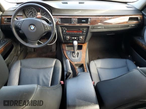 ✅ 2010 BMW 3 Series 335i xDrive • VIN: WBAPL3C52AA407891 • Lot: 86256965. Listed on Copart with 165,787 mi. Free auction sales archive from the USA and detailed vehicle history report at DreamBid. Image 8.