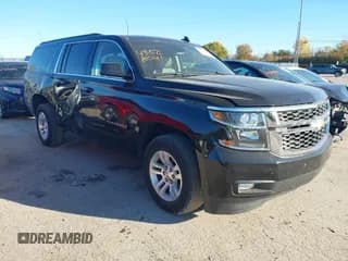 ✅ 2015 Chevrolet Suburban LT • VIN: 1GNSKJKC0FR666626 • Lot: 43528041. Wystawiony na IAAI z przebiegiem 222 756 mil. Bezpłatny archiwum sprzedaży aukcyjnych z USA i szczegółowy raport historii pojazdu na DreamBid. Zdjęcie 1.