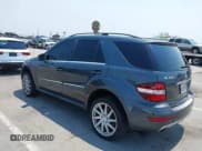 ✅ 2010 Mercedes-Benz M 350 • VIN: 4JGBB8GBXAA573147 • Lot: 42923203. Listed on IAAI with 179,727 mi. Free auction sales archive from the USA and detailed vehicle history report at DreamBid. Image 3.