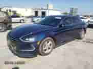 2020 Hyundai Sonata SE z VIN 5NPEG4JAXLH043932, wystawiony jako Copart lot #65627232 z przebiegiem 73 191 mil mil oraz . Historia ofert i sprzedaży dostępna na DreamBid. Obrazek 2.